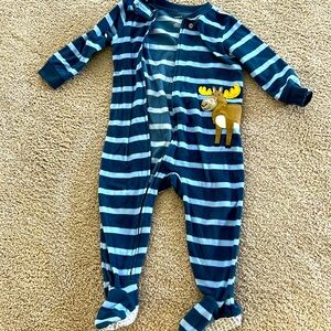 Carters 18 month moose onesie, good condition.